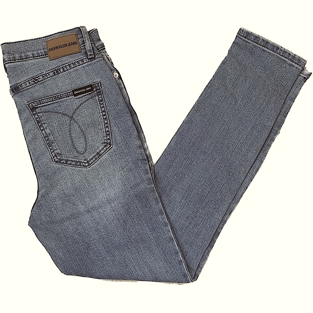 NEW Calvin Klein High Rise Skinny Jeans